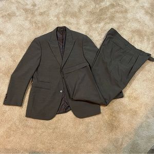 Steve Harvey Celebrity Edition Brown Suit - 42R Jacket, 36W/30L Pants